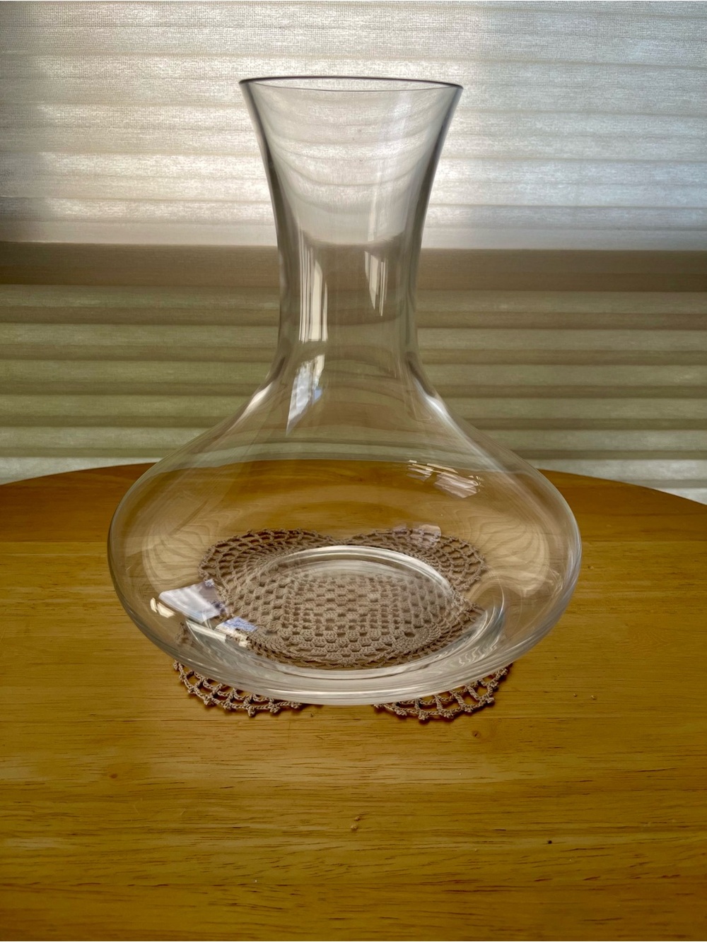Clear Glass Wine Decanter - Wide Base